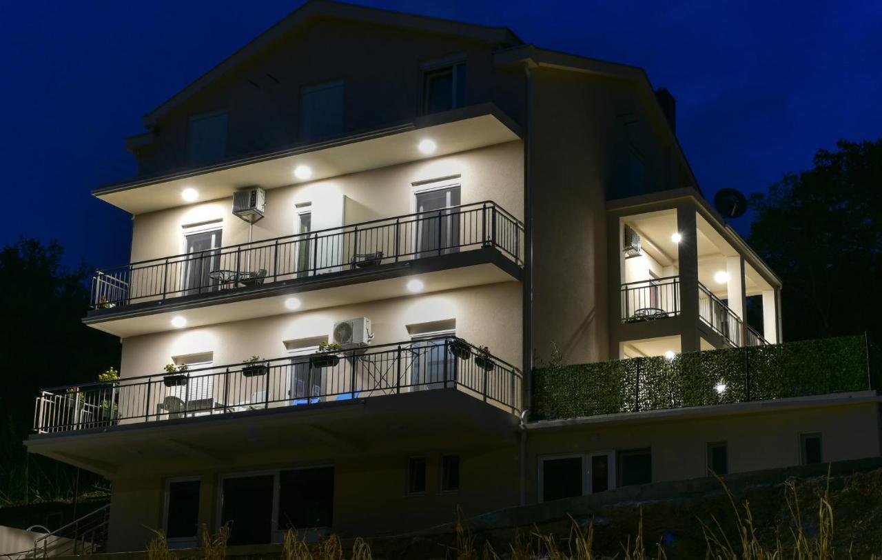 Java Apartments - S & J Dobrota Eksteriør billede